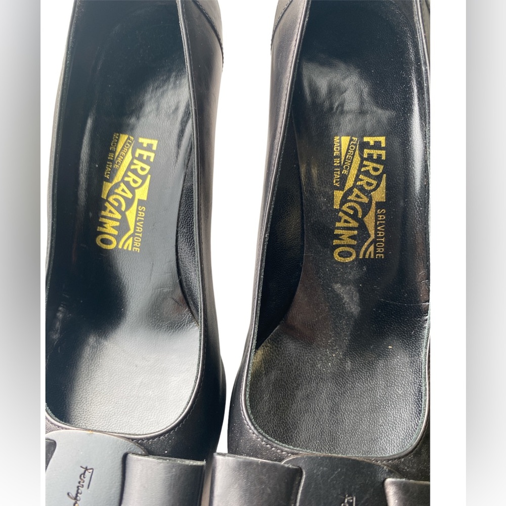 Salvatore Ferragamo Bow Leather Black Womens High Heels Pumps 8.5 8 1/2 9.5 toe - Picture 6 of 10